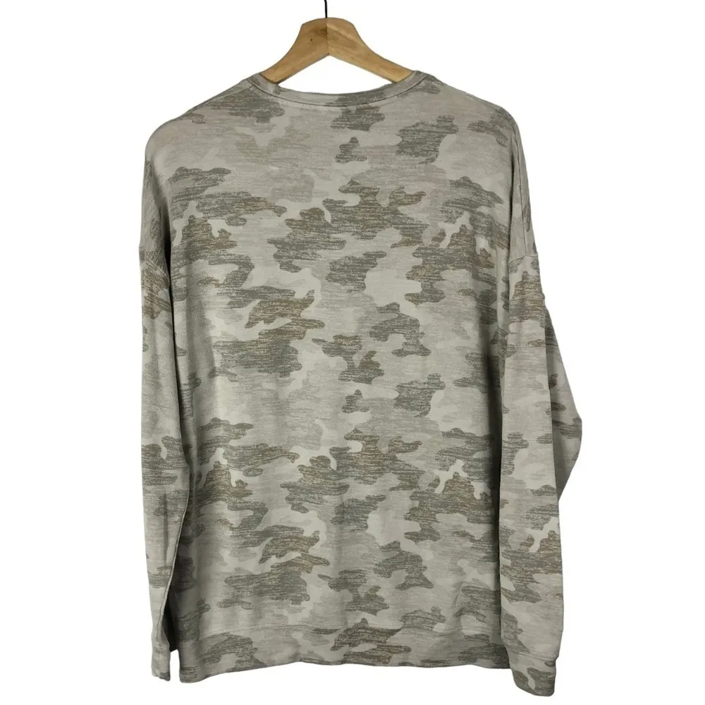 Athleta Pure Luxe Camo Printed Crewneck Athletic Sweatshirt M - Image 3