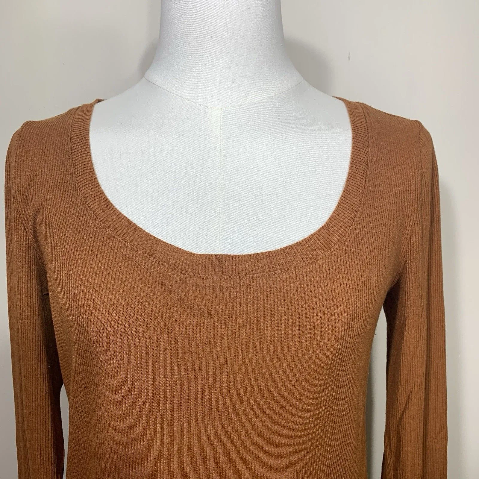 LOFT Women’s Ribbed Long Sleeve Scoop Neck Top XS Rust Brown Stretchy Basic Tee - Image 4