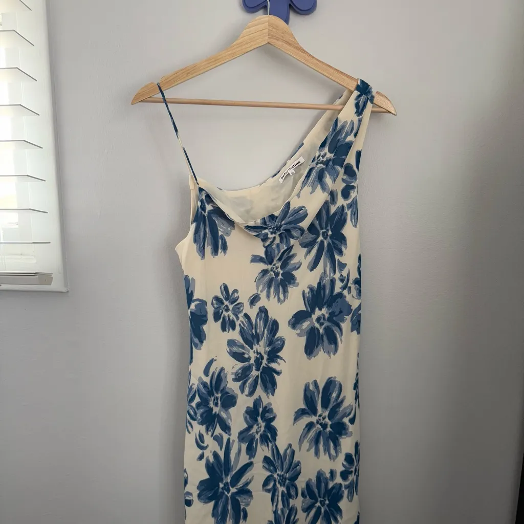 Reformation Large Chandelier Floral Midi Dress Celestia Blue Floral Ivory - Image 7