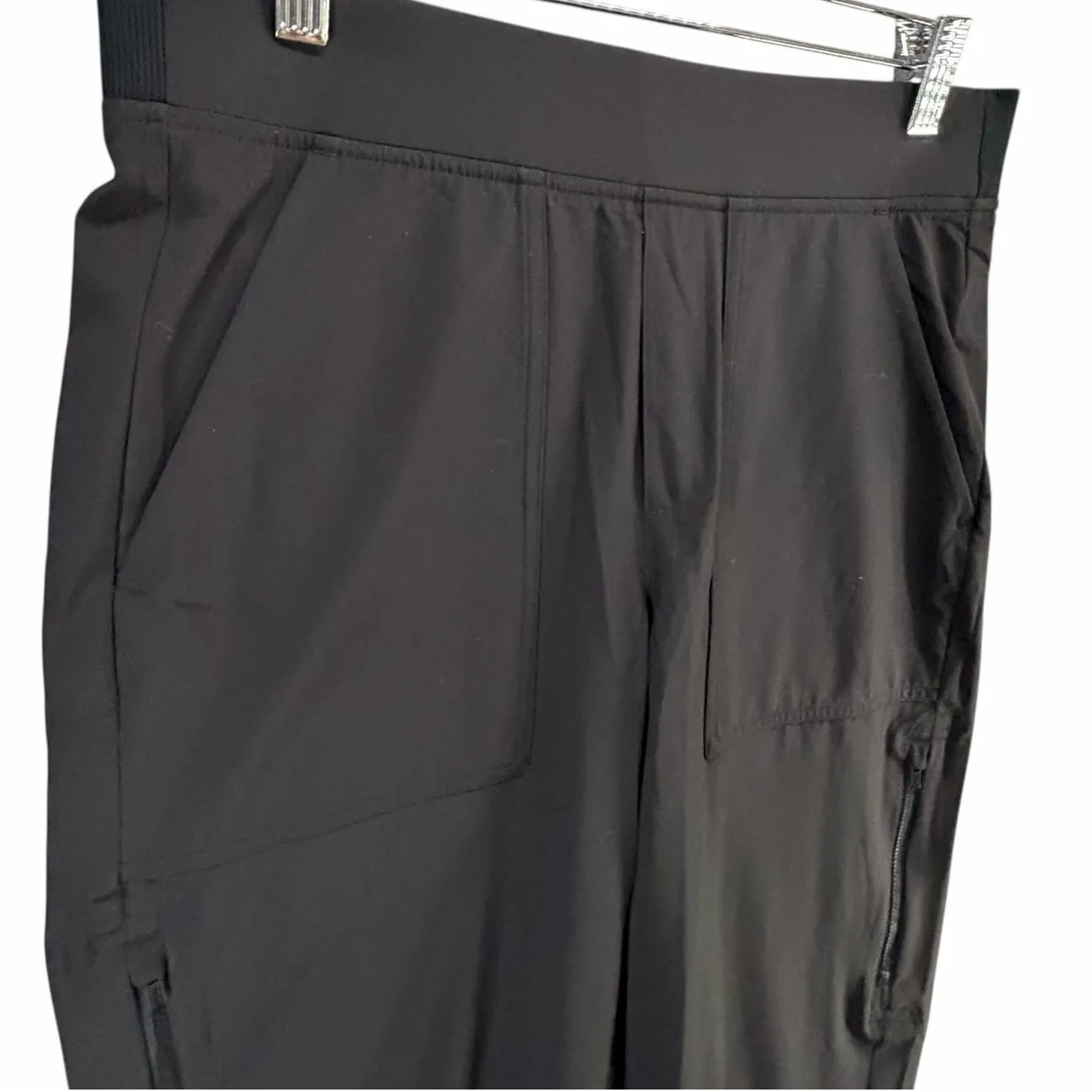 Athleta Brooklyn Ankle Utility Pants Womens 6 Black Mid Rise Urban Travel UPF40 - Image 5