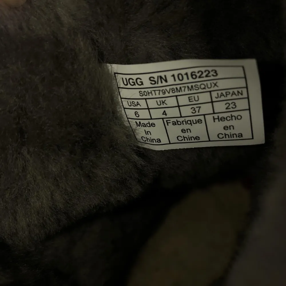 UGG  Classic Short II in Grey - Image 9