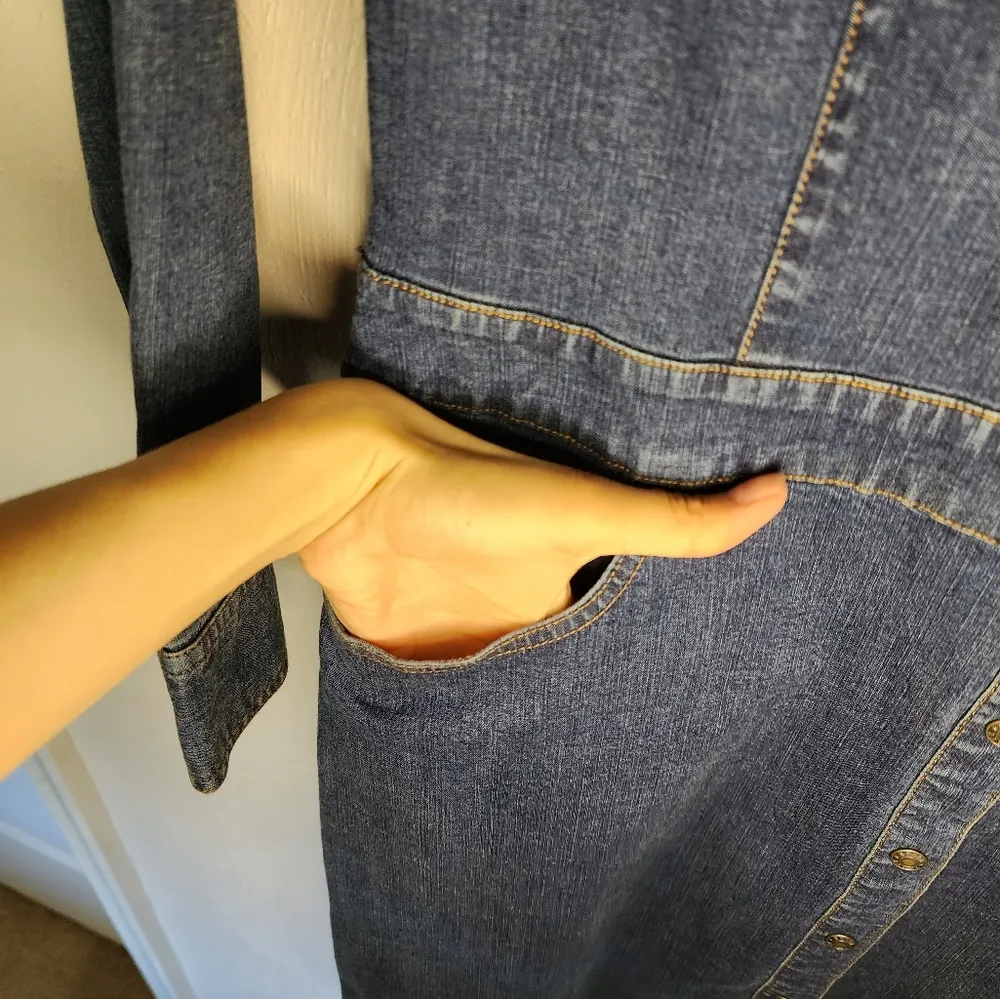 Eddie Bauer denim long sleeve dress size 8 - Image 3