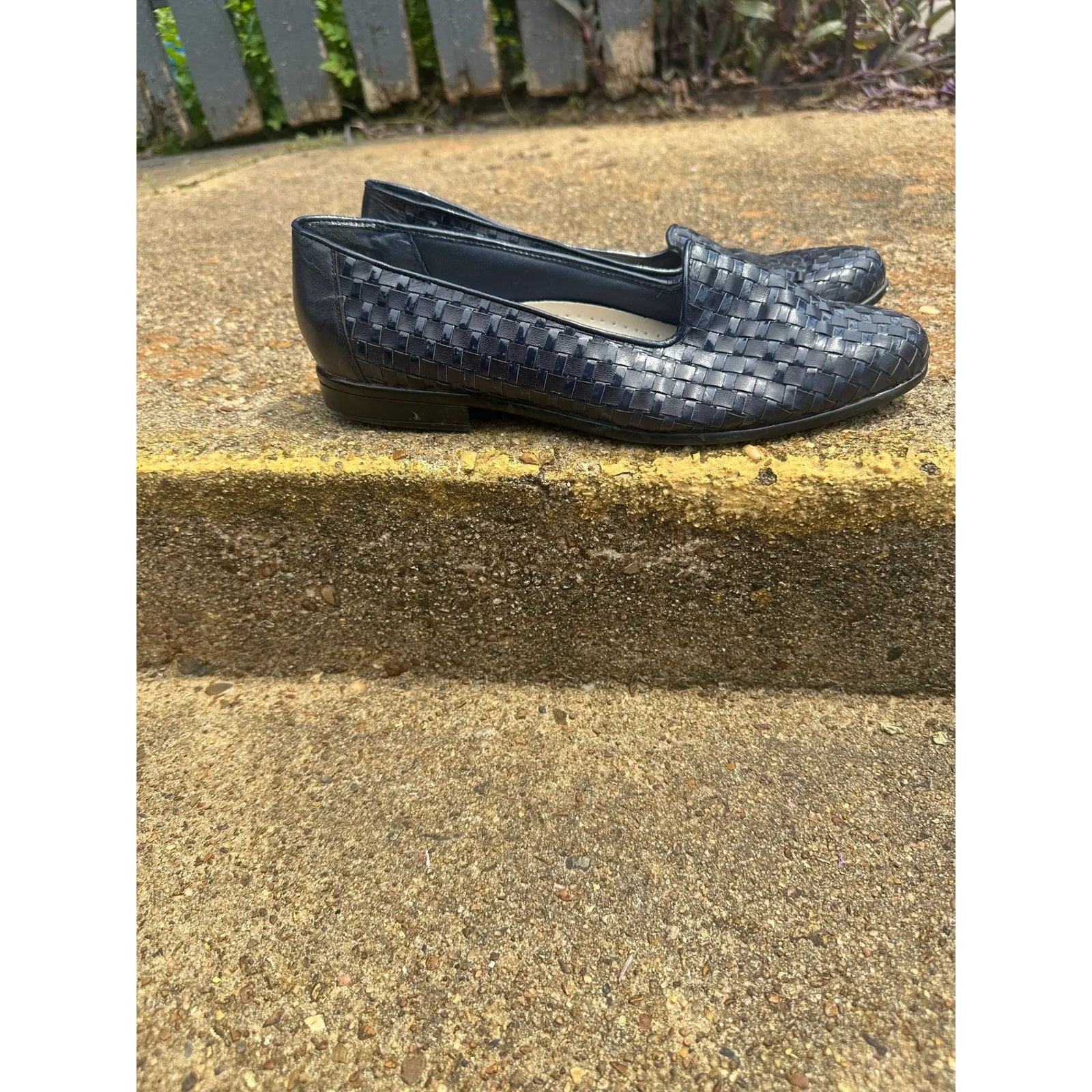 Trotters Woven‎ Leather Slip On Loafers Women's 9.5 Comfort Walking Shoes Blue - Image 10