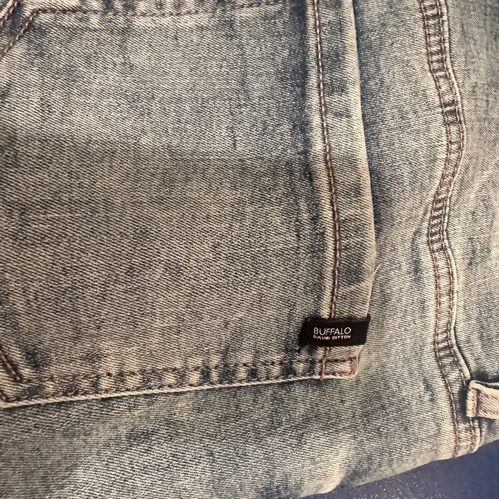 Buffalo by David Bitton Jeans size 28 - Image 4
