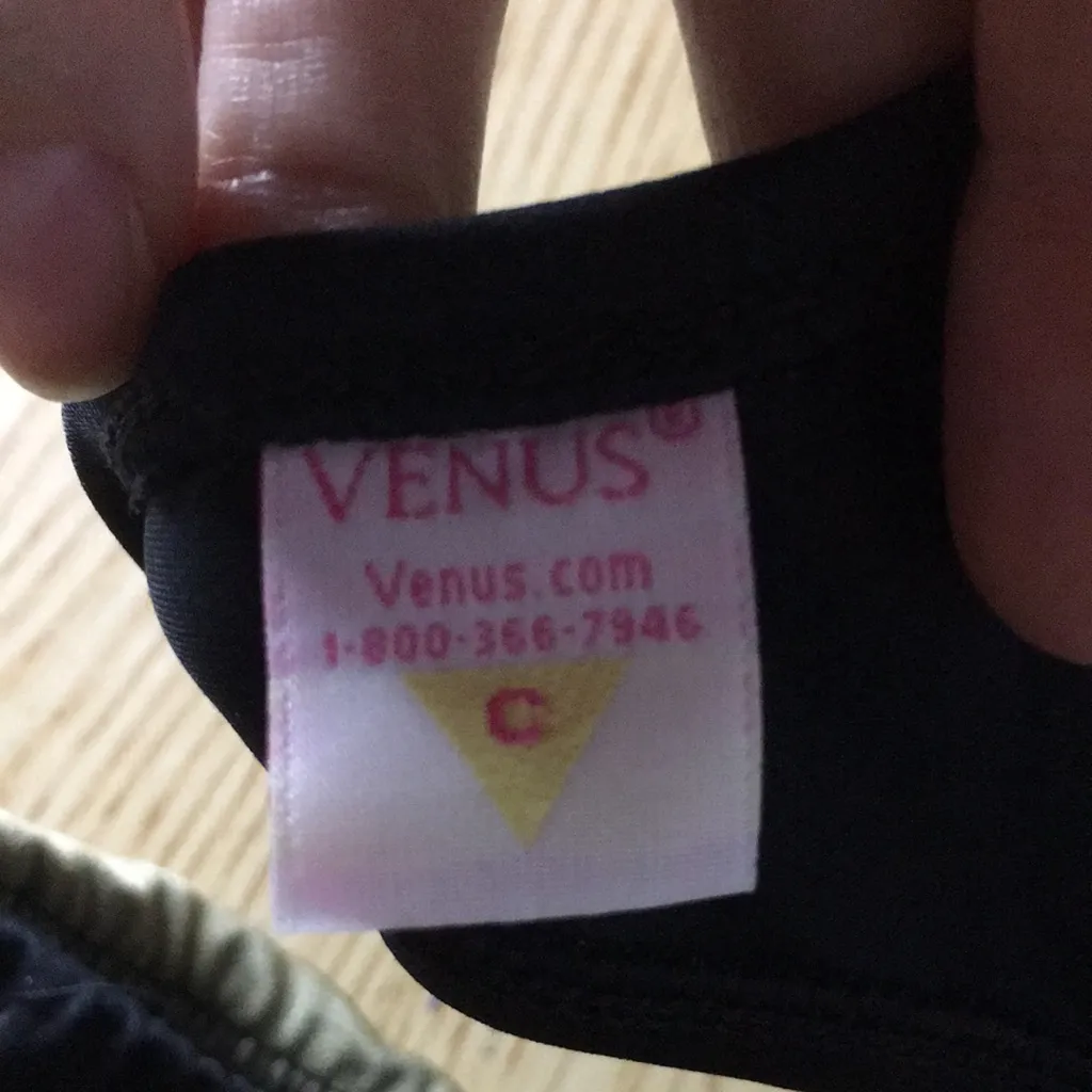 Women’s Venus 2Pc Swimsuit Bikini Halter or Strapless Top size C bottoms size 8 - Image 9