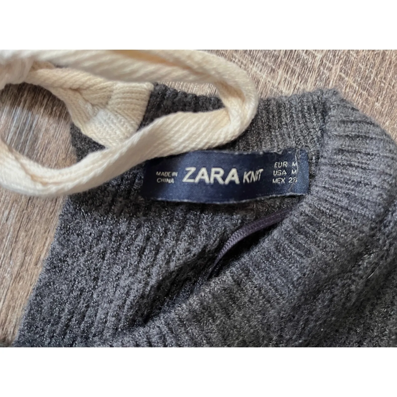 Zara Gray Sweater with keyhole and‎ tie/bow size M - Image 3