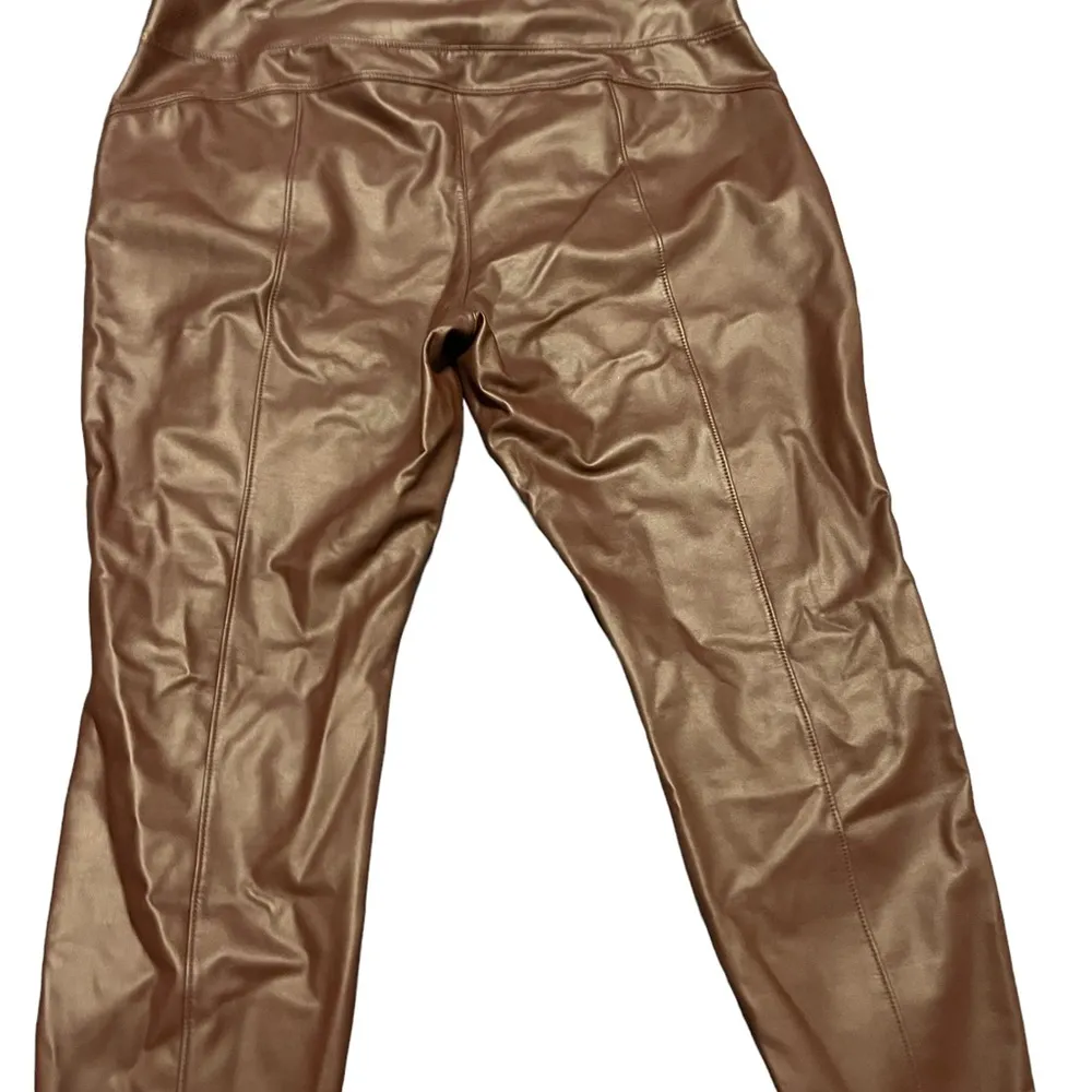Rock & Republic Stretch Rx Slimming Faux Leather Fever Pull On Pants size xxl - Image 5
