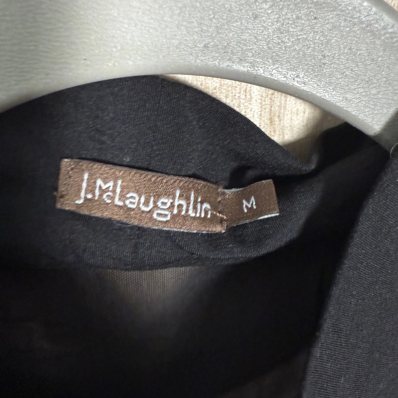 J. McLaughlin  Mock Neck Sleeveless Top Mesh Detail Black Size Medium - Image 4