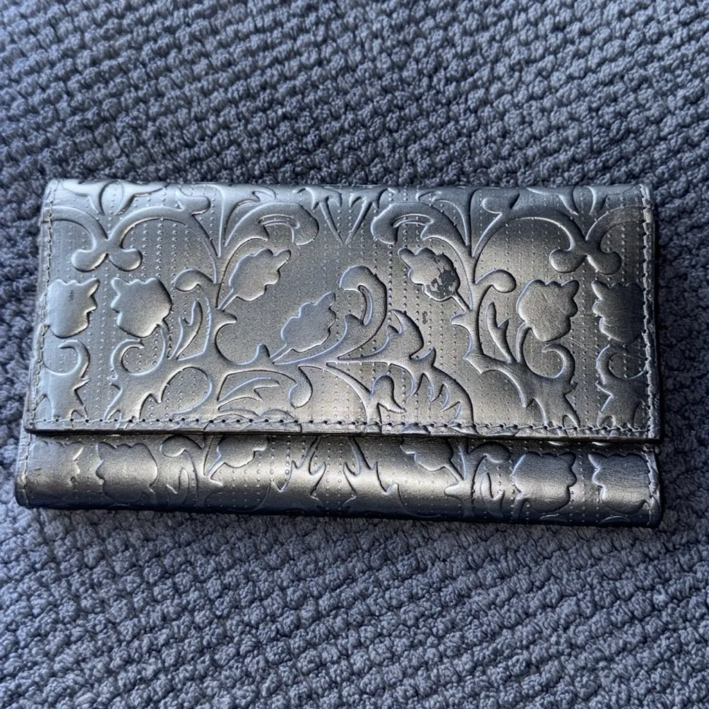 Patricia Nash Silver Embossed Leather Tri-Fold Wallet with Card Slots - Image 3