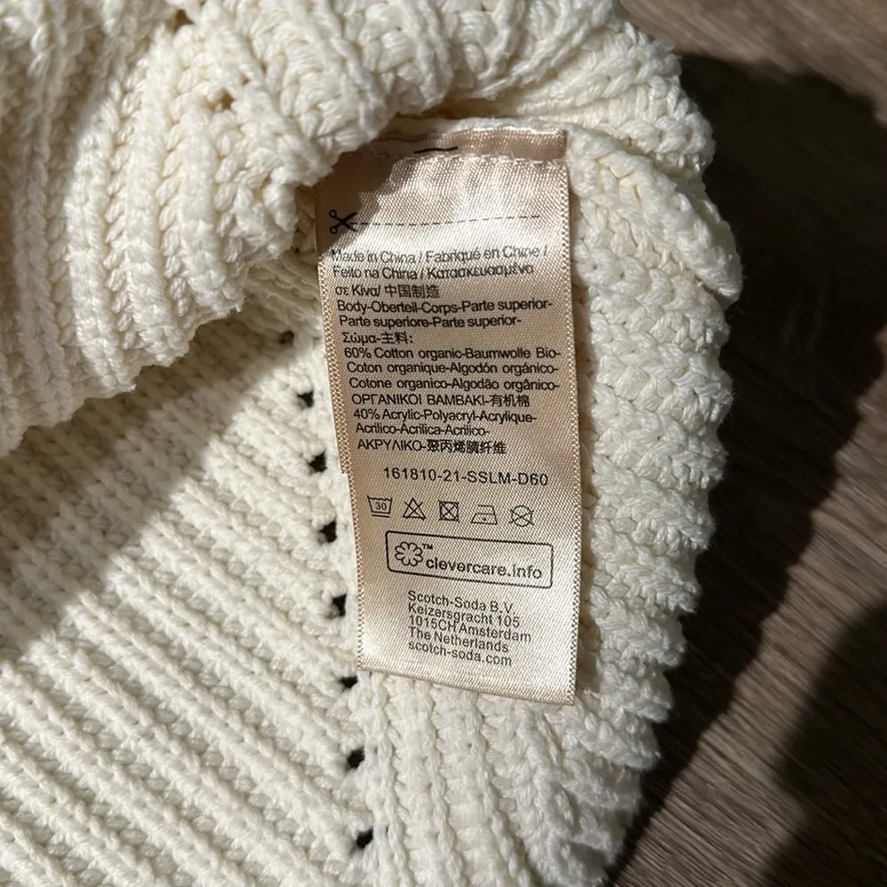 Sleeveless, knitted turtle neck top worn once like new sold out on brand’s site - Image 11