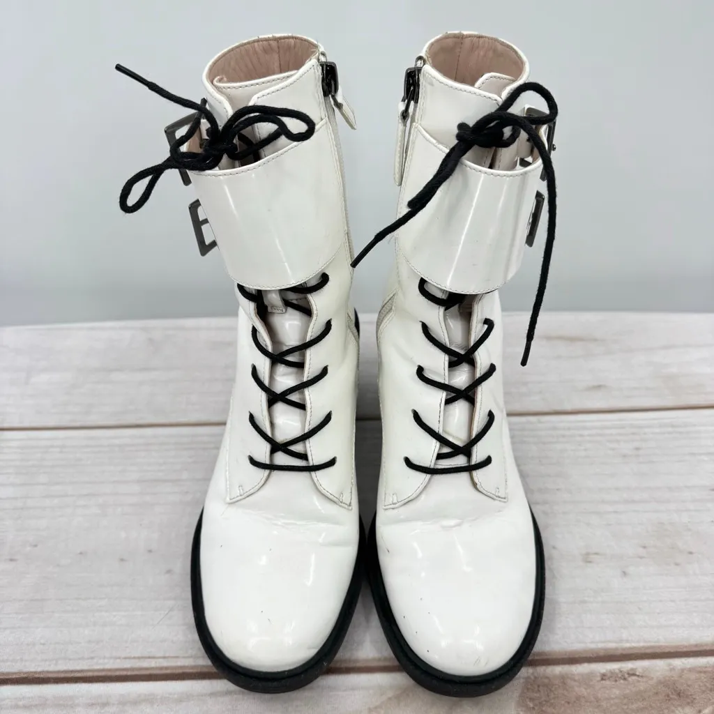 Nine West Fynndelle Lace-Up Heeled Bootie in white patent genuine leather Size 6 - Image 5