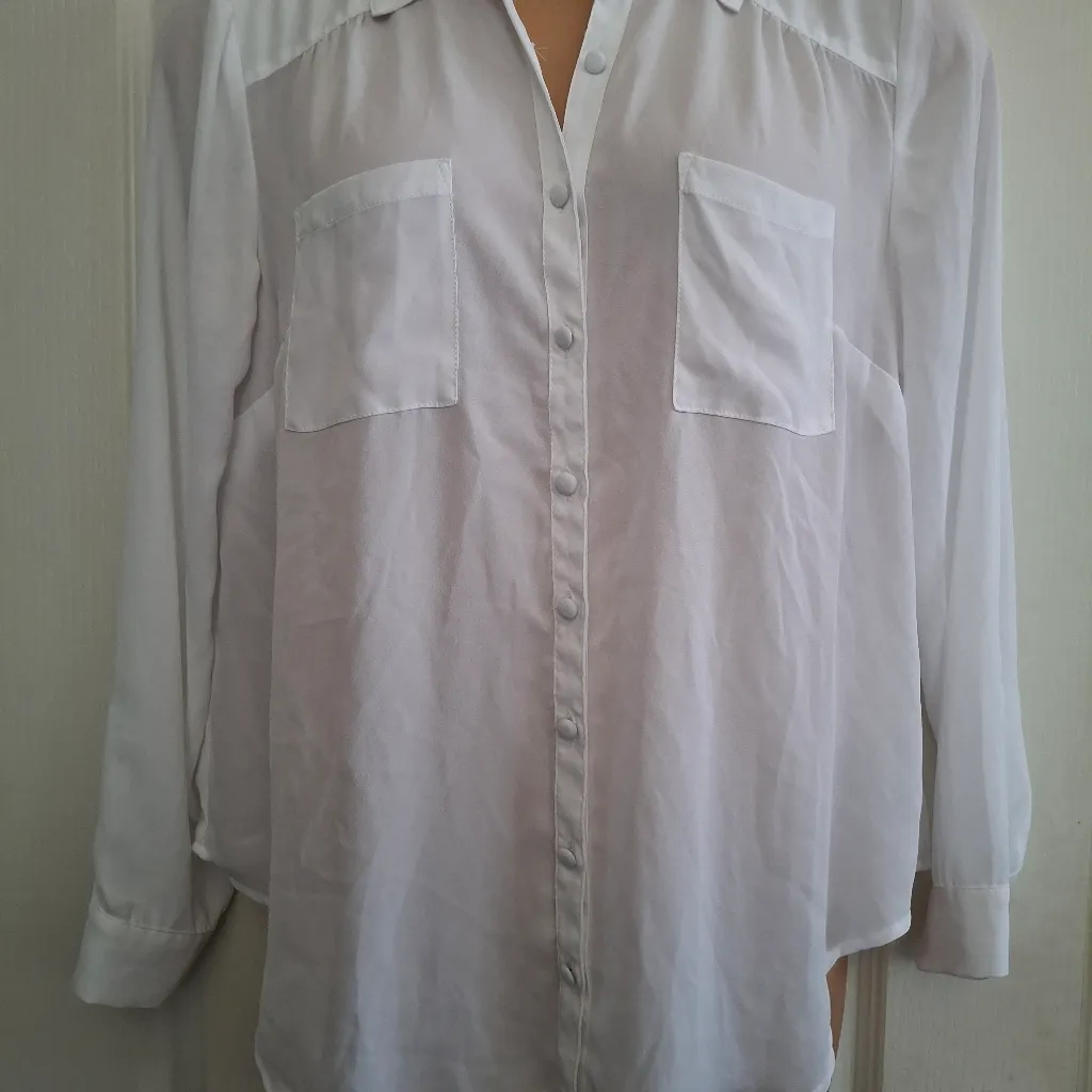 Torrid Sz 0 White Button-Up Blouse - Image 8