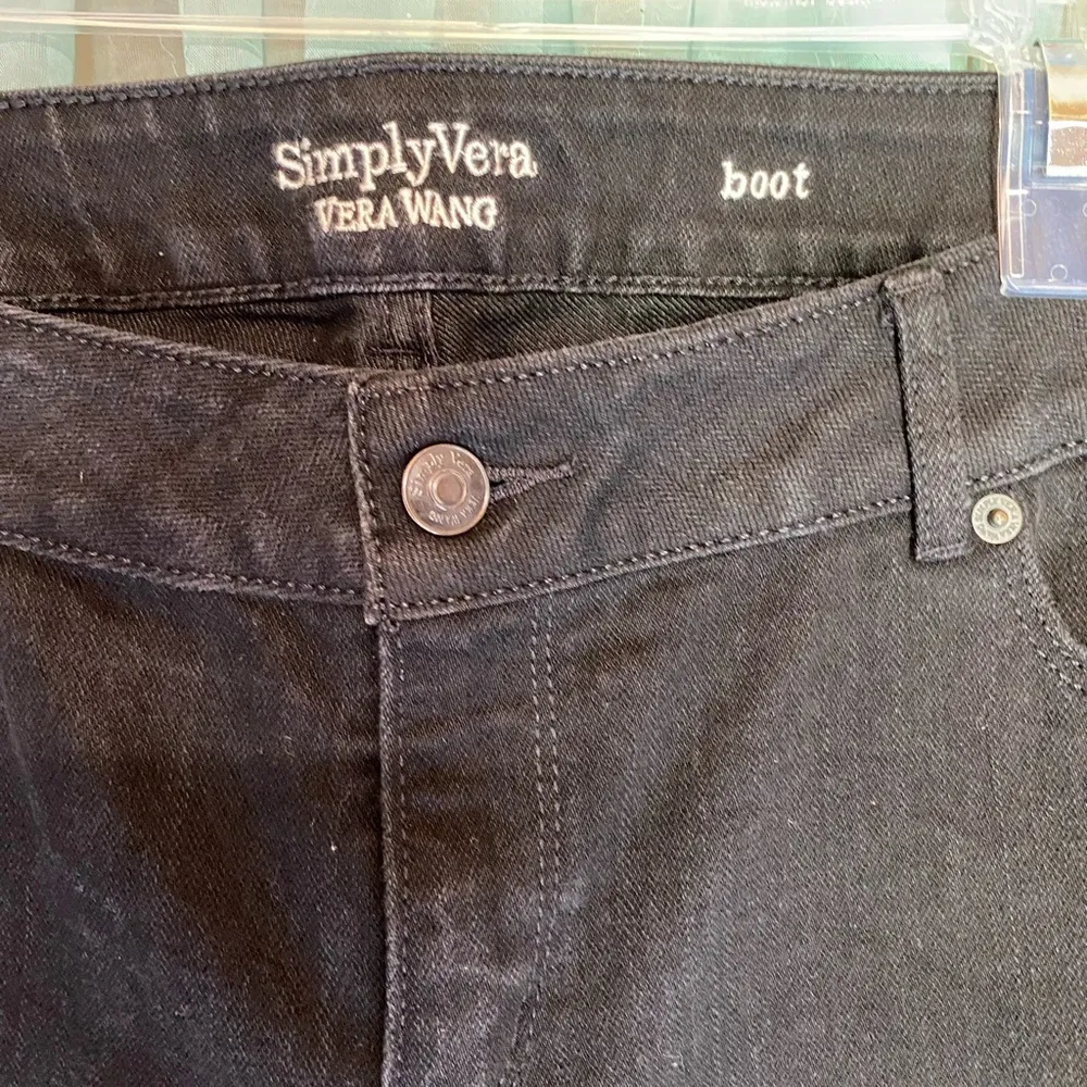 Vera Wang boot cut jeans size 12 - Image 3