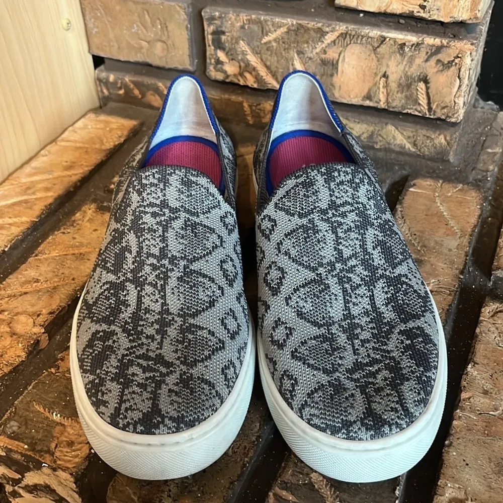 Rothy’s Retired Snakeskin Gray Slip On Loafers Size 8.5‎ - Image 3