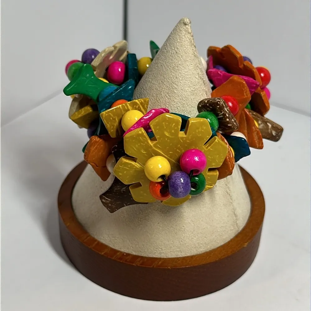 Hand Beaded Bracelet Bright and Bold - Image 3