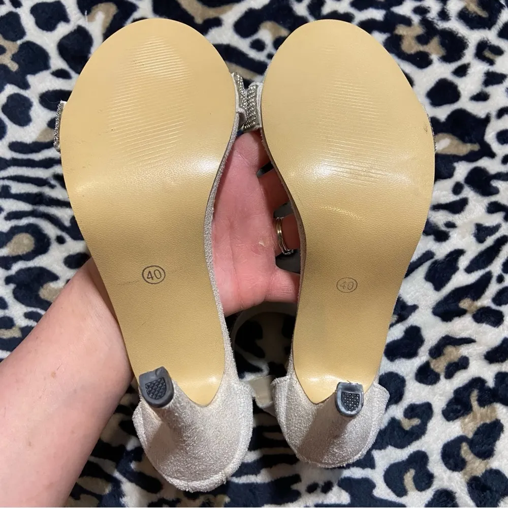 Strappy rhinestone pumps Size 9.5 - Image 6