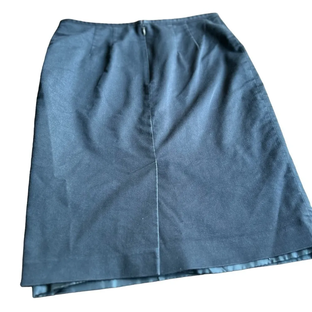 Calvin Klein skirt‎ size 4 - Image 2