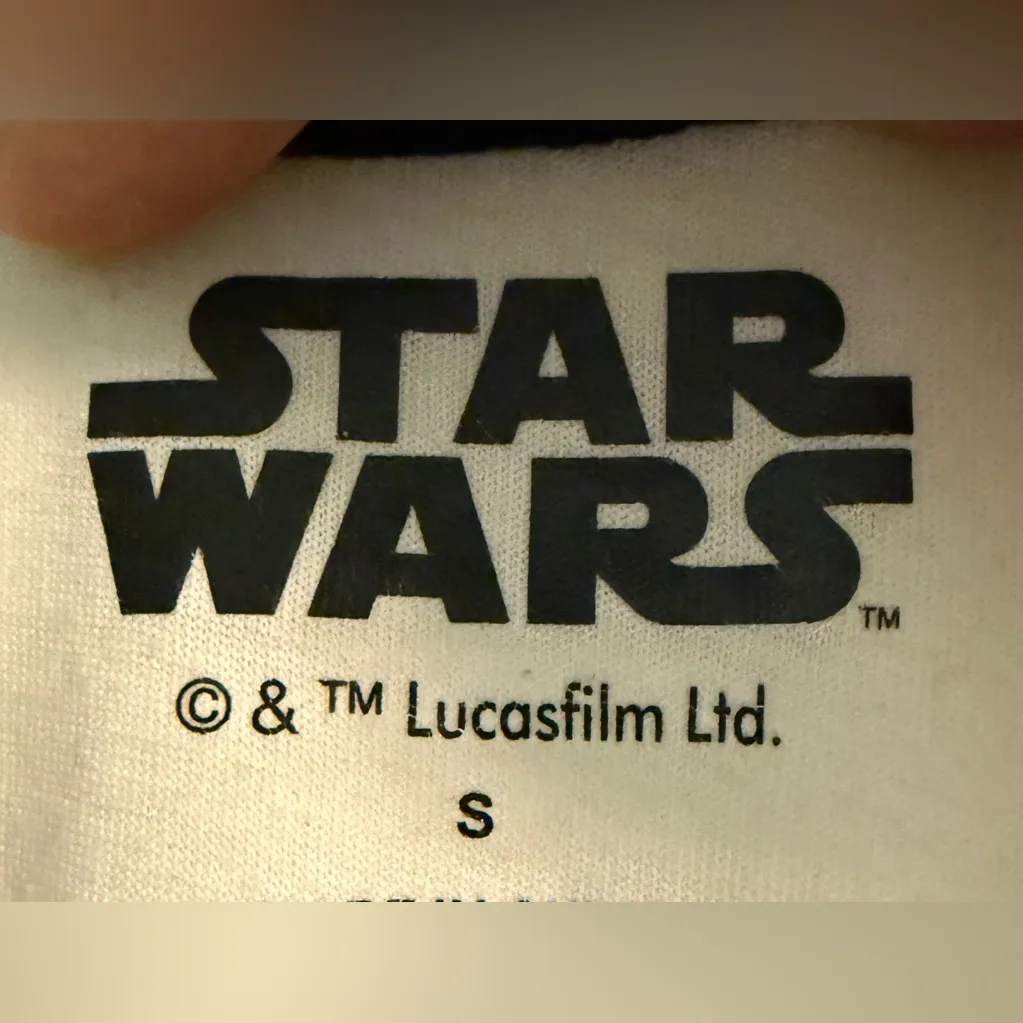 Star Wars - R2-D2 Women’s Night Gown (NWOT) - Image 3