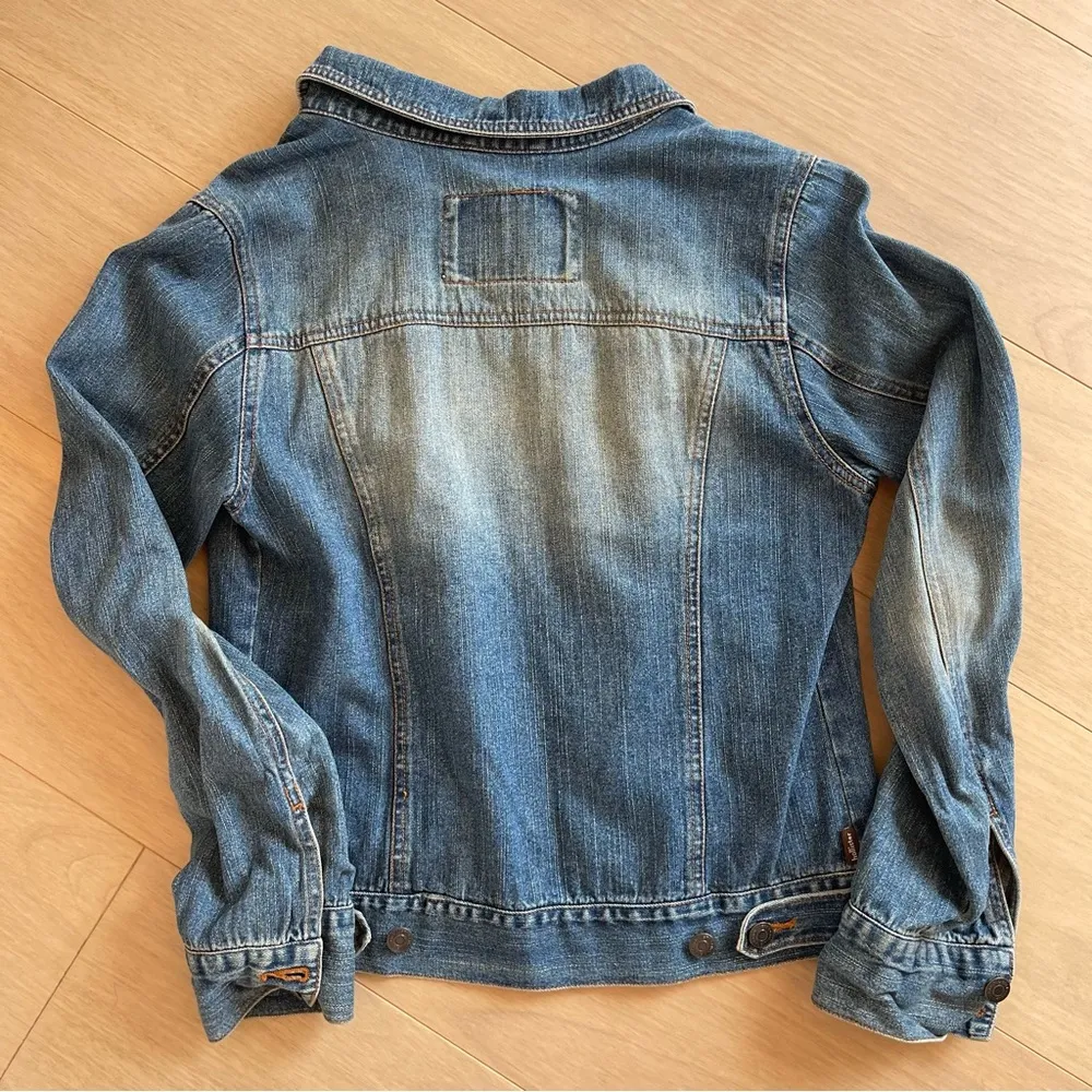 free shipping! NWOT Hollister jean/denim jacket - Image 2