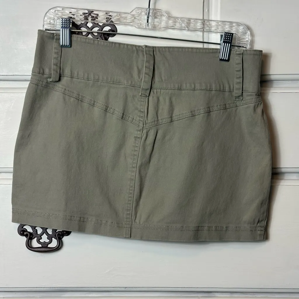 Y2K Copper Key Khaki‎ Mini Skirt - Image 5