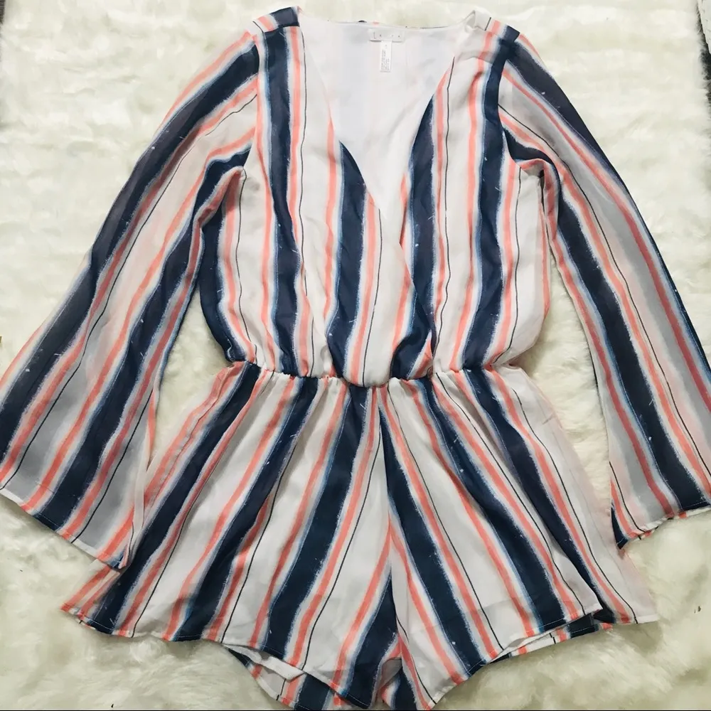 Leith Striped Long Sleeve Flowy Romper Size Medium White, Coral Pink, & Blue - Image 4