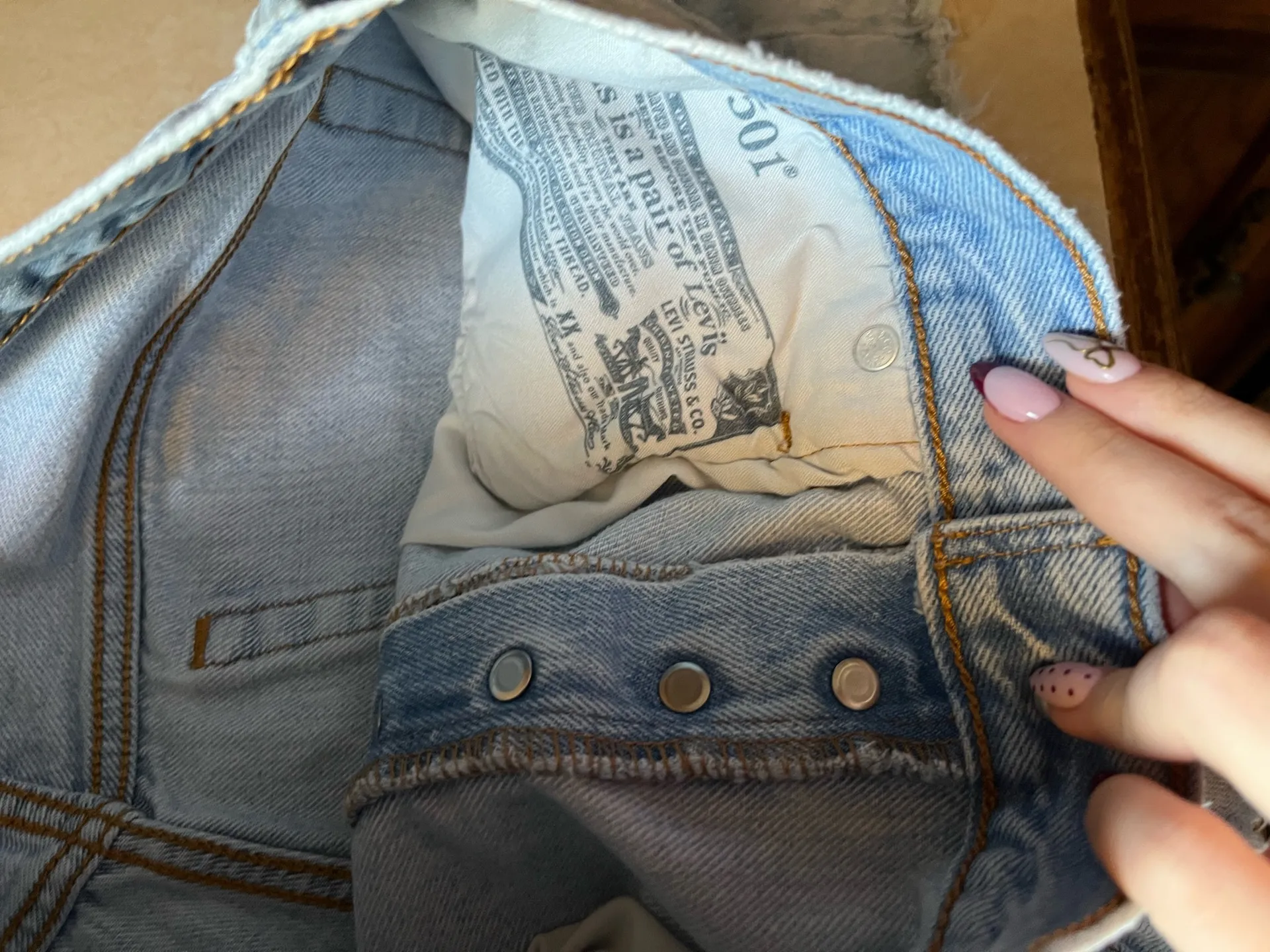 Levi’s 501 Shorts - Image 3