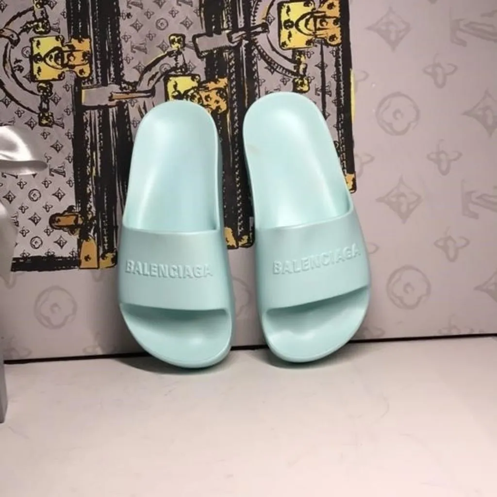 New Authentic Balenciaga Logo Women’s Chunky Rubber Slides – 2-Inch Platform - Image 7
