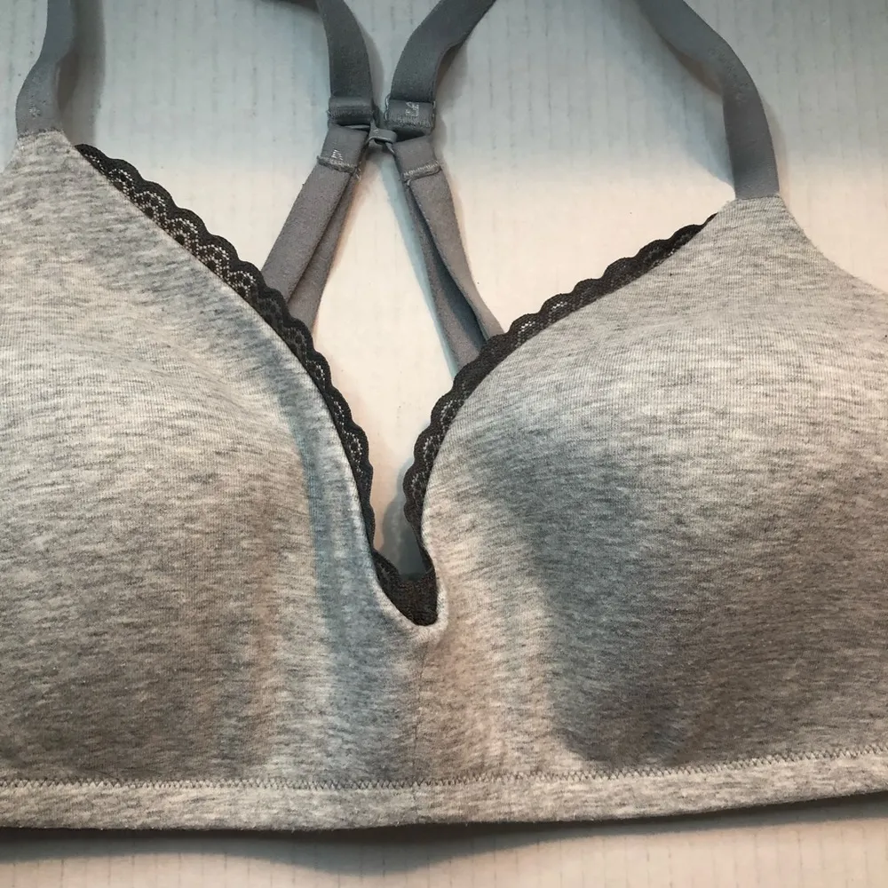 Aerie Bra Real Happy Wireless Lightly Lined Bra in Grey Sz 38C EUC w/ Lace Trim - Image 3