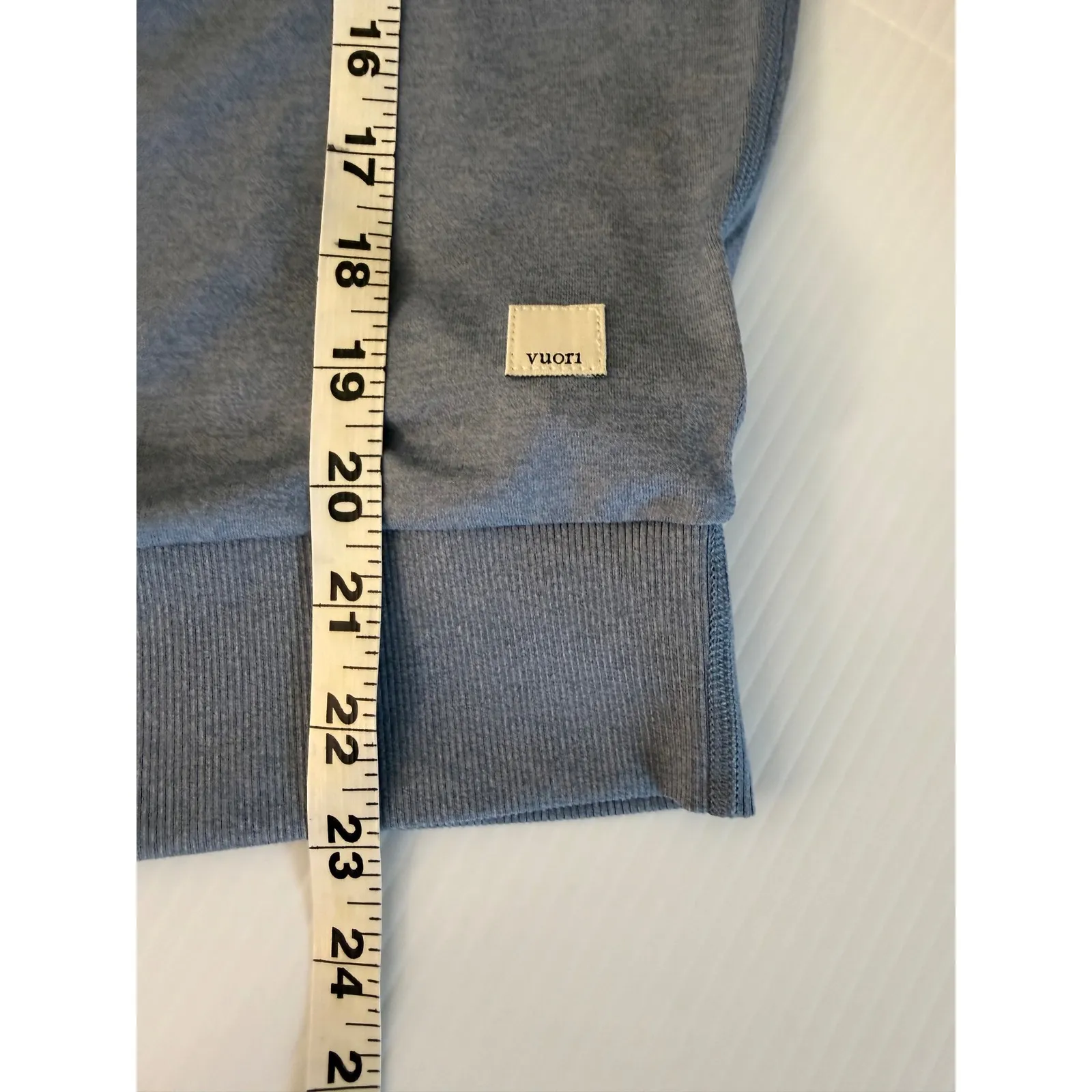 Vuori Halo Crew Pullover Sweatshirt Heather Blue Raglan Long Sleeve Size M - Image 9