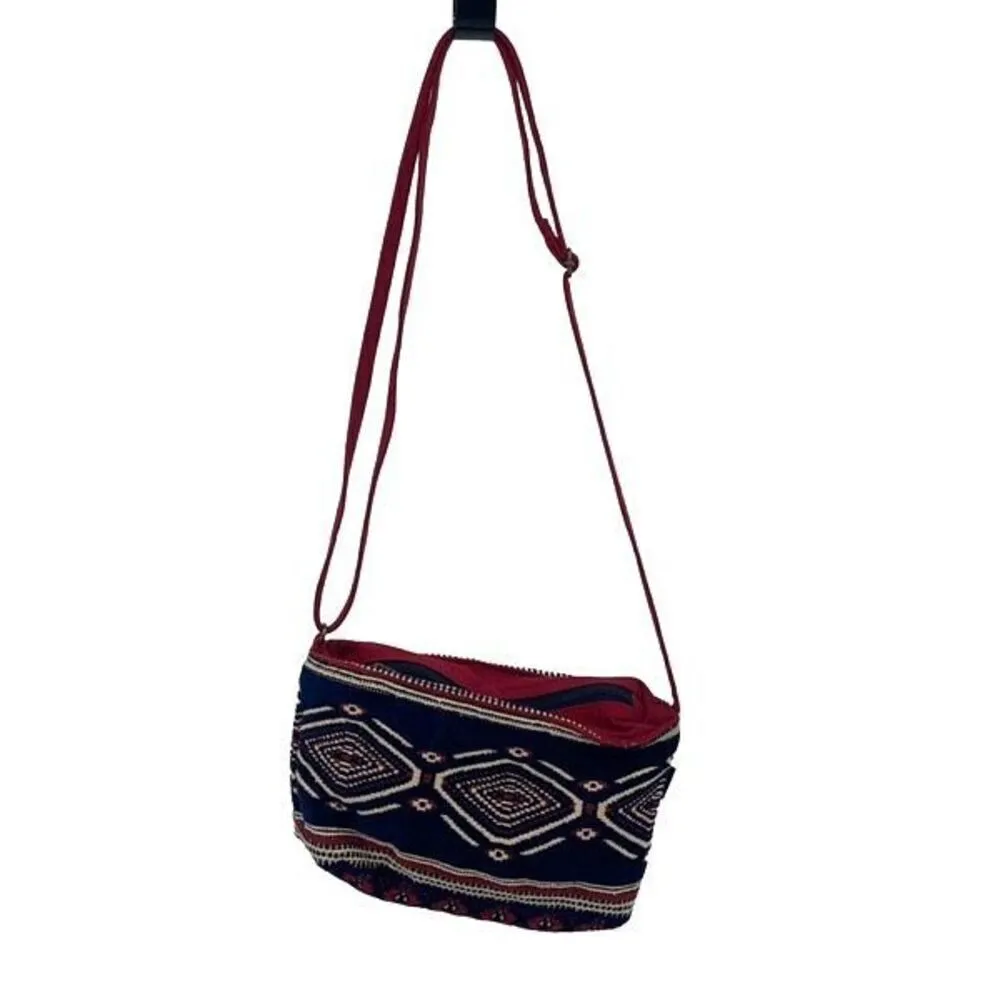 Catori Womens Tribal Aztec‎ Adjustable Crossbody Bag Small Black & Red - Image 3