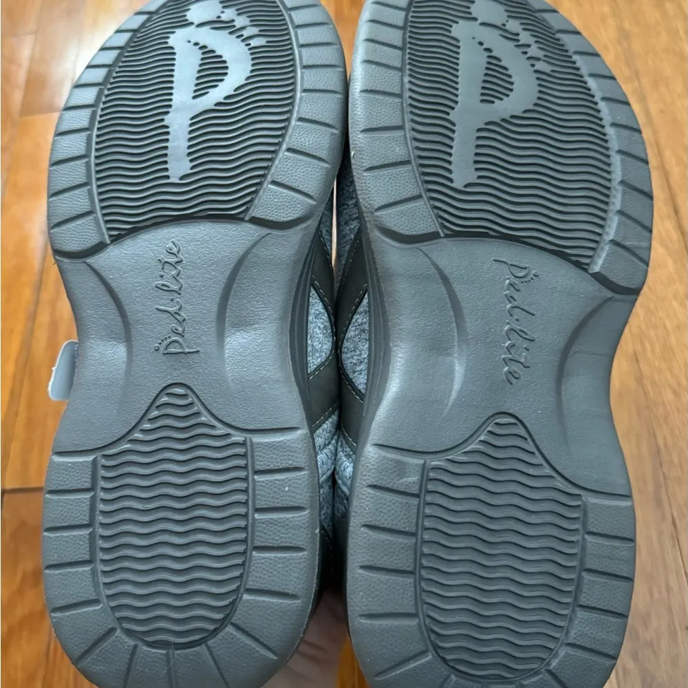 NWT Ped Lite Rose gray Y2K trendy fabric Mary Jane shoes size 9W preppy academia - Image 3