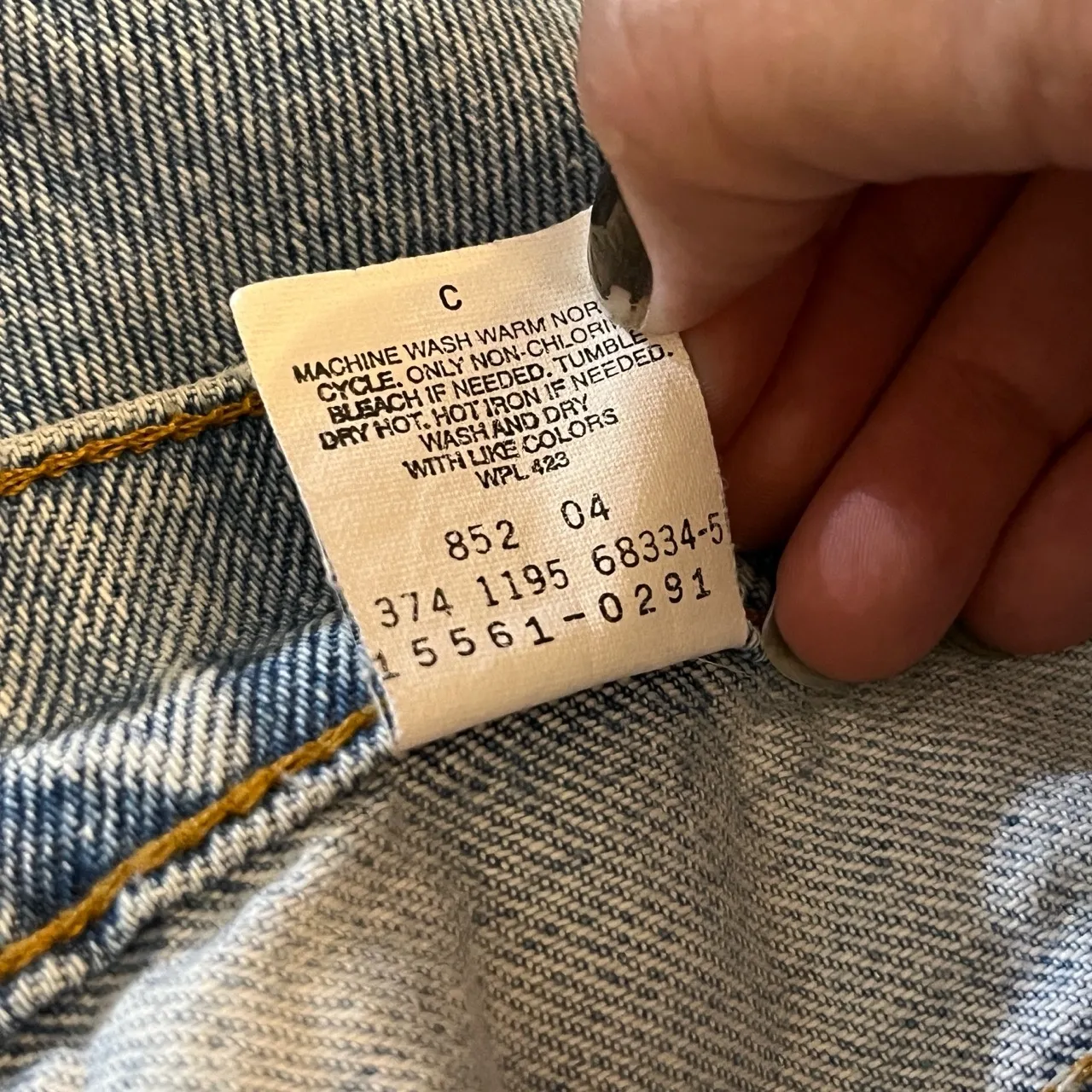 Levi's 561 Loose Fit Straight Leg Jeans‎ Size 12 Light Wash Button Fly Vintage - Image 10