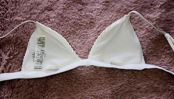 Hollister White Bikini Top - Image 2