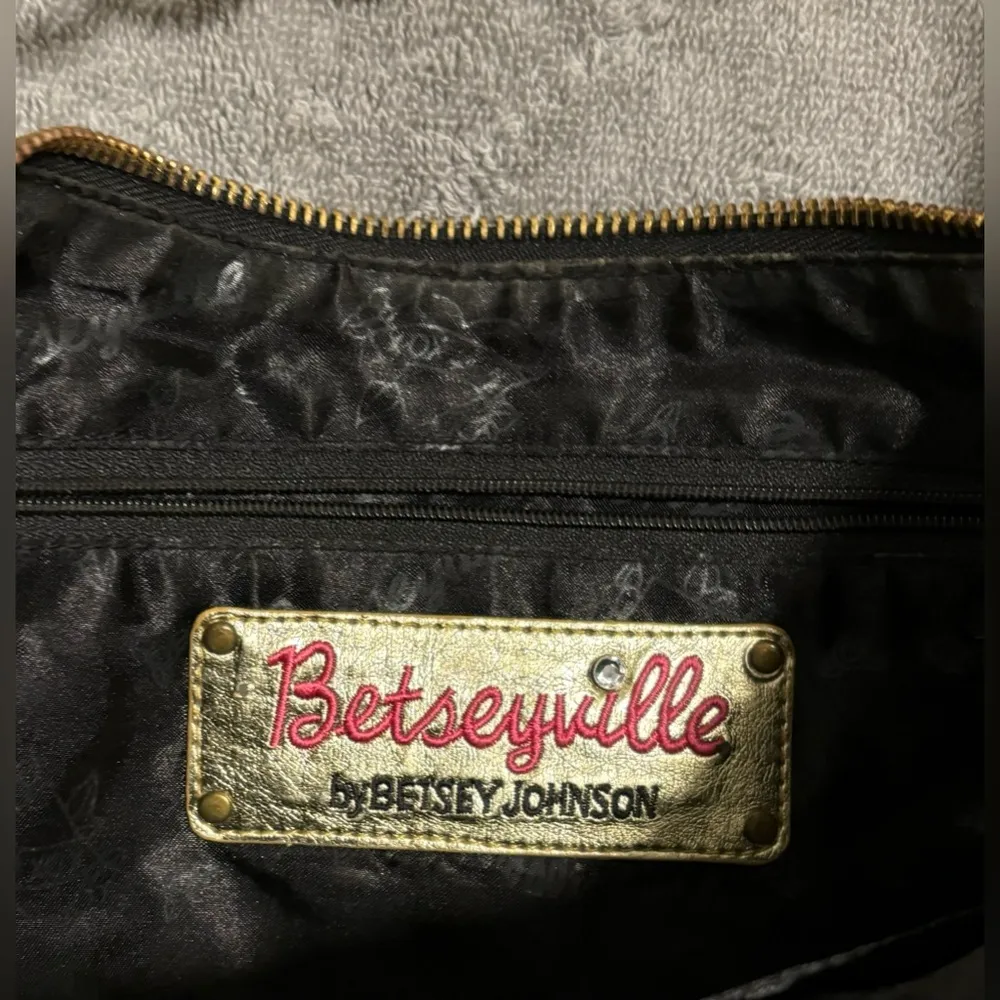 Betseyville by Betsey Johnson Black Sparkly Bag/Purse - Image 8