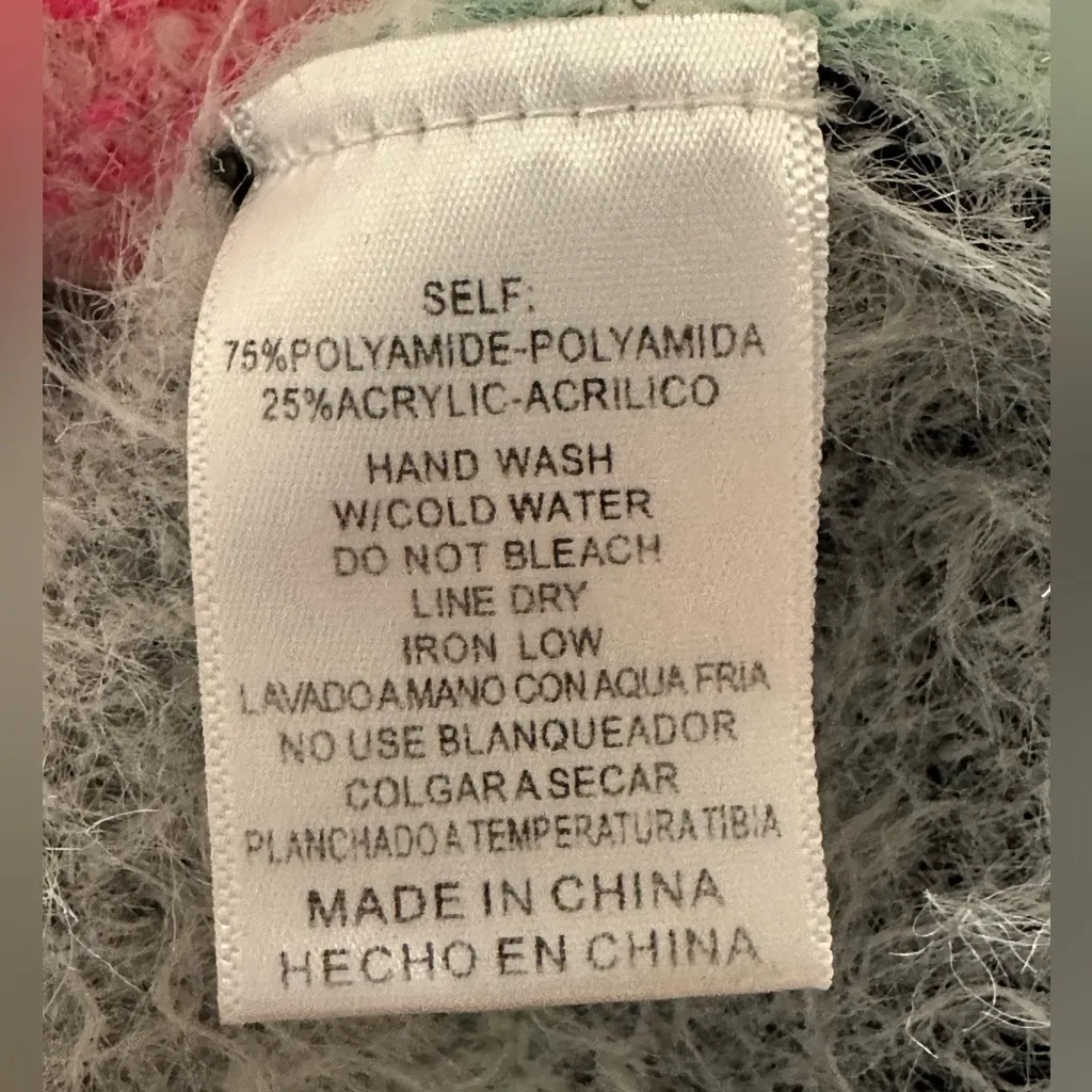 &MERCI fuzzy oversized warm sweater size Large - Image 7