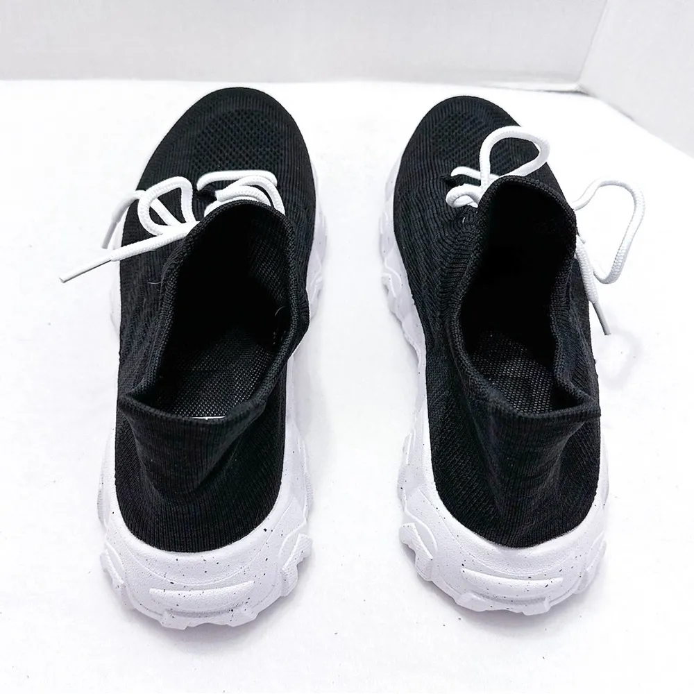 Black Mesh Breathable Casual Lightweight Sneakers w White Speckled Soles Size 9 - Image 9