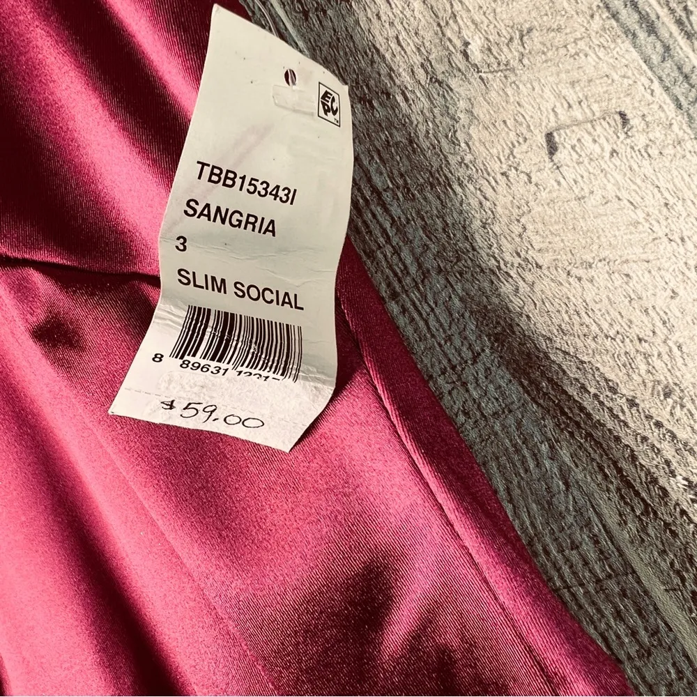 Crystal Dolls Sz 3 Jr Burgundy Lined Sleeveless Halter Short Party Dress… - Image 10