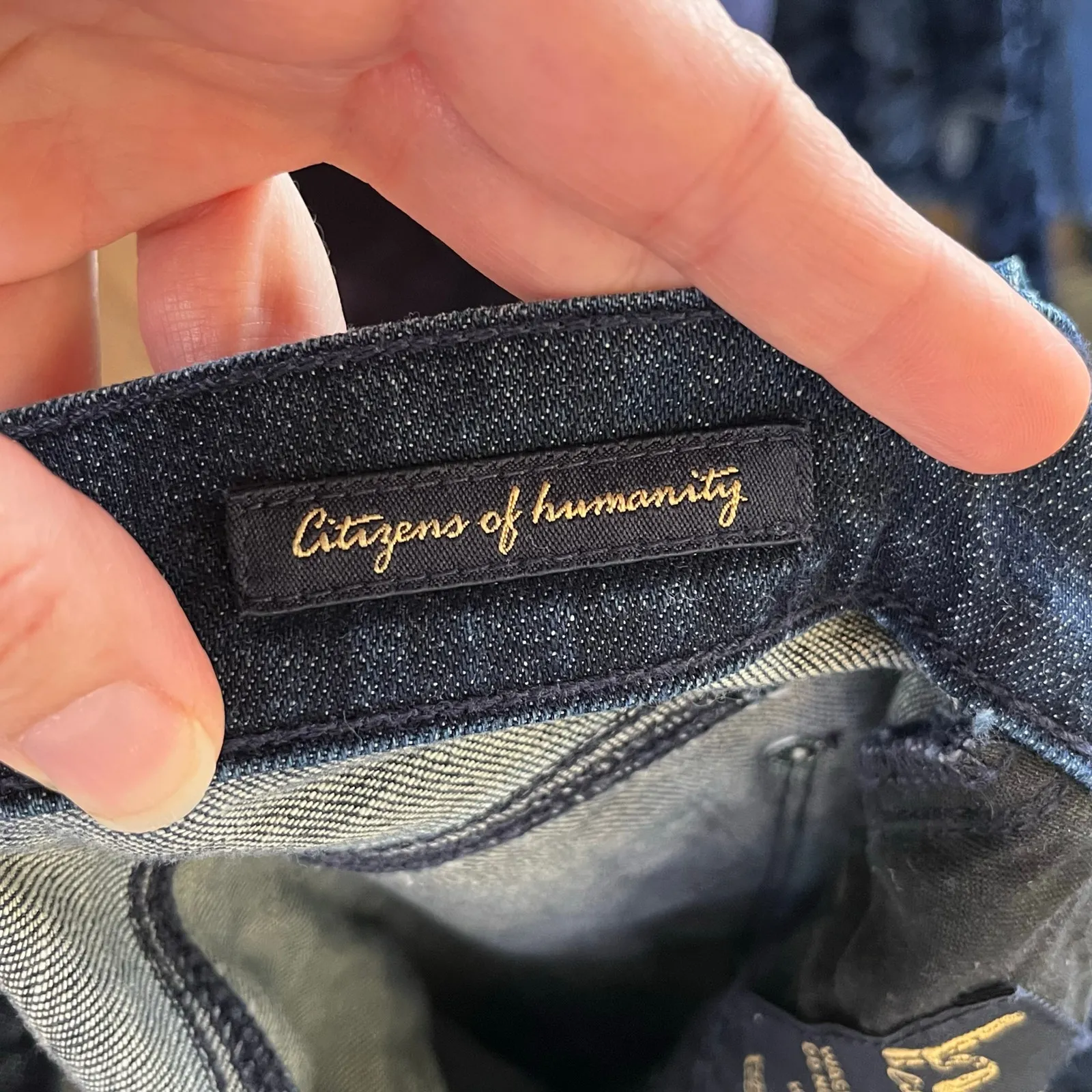 Citizen Of Humanity Women's Cropped Kelly Jeans Dark Wash Size 27 - Image 8