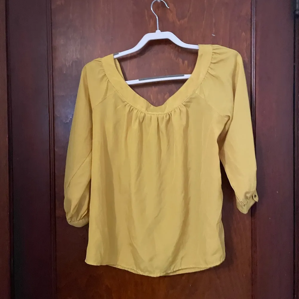 Anthropologie Maeve Yanna Off The Shoulder Blouse Yellow Dandelion Sz Small - Image 3