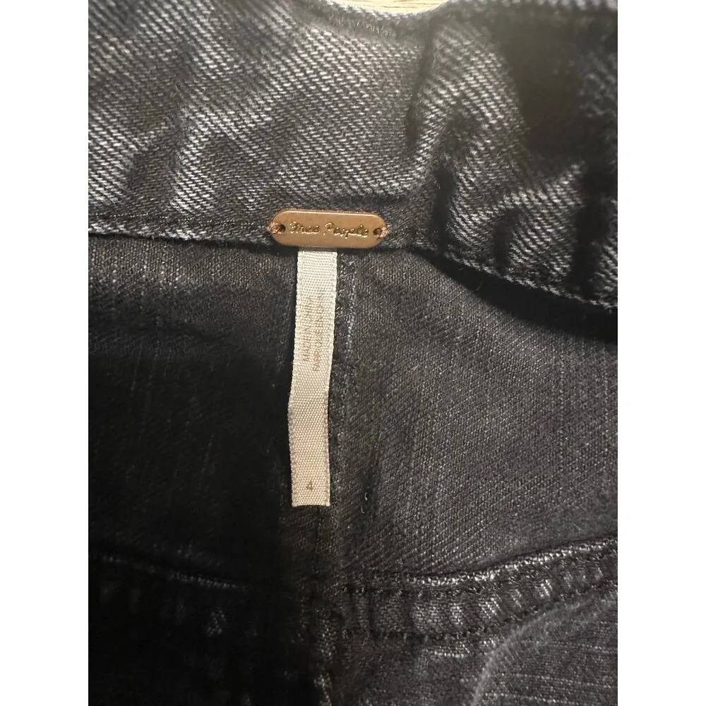 Free People Black  Denim Mini Skirt Size 4 Raw Hem 100% Cotton Short - Image 3