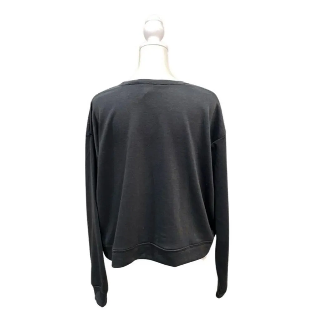 inTu Grey & Silver Metal Studded Cropped Crewneck Long Sleeve Sweatshirt Large Gray - Image 4