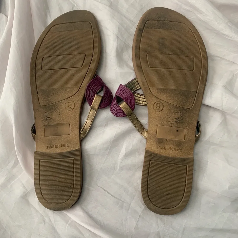old navy purple sandals - Image 3