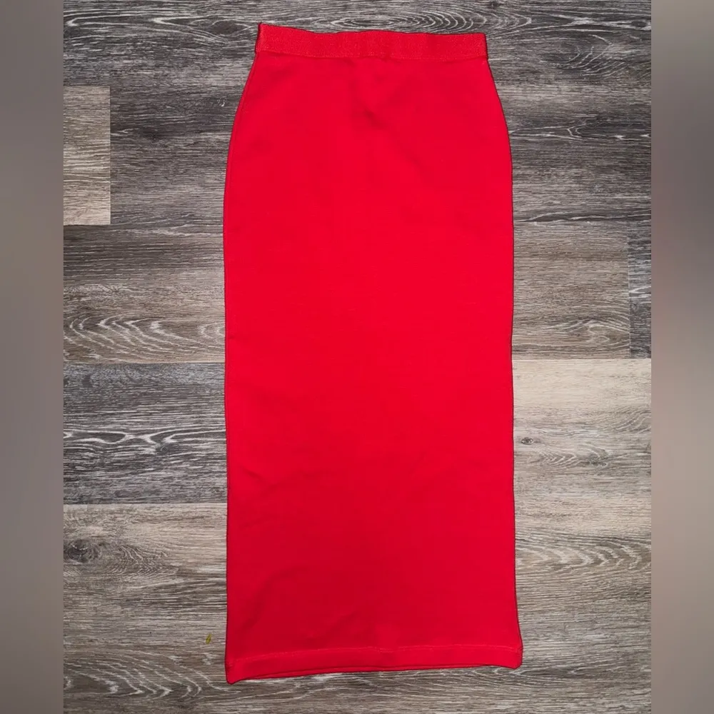 Zara Long Bodycon Skirt - Image 2
