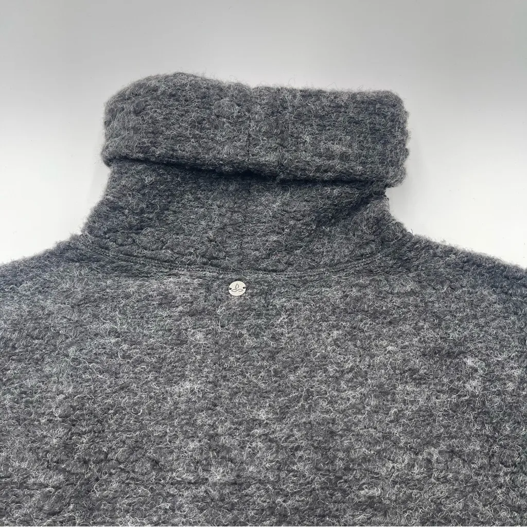 PrAna Size M Women’s Crestland Turtle Neck Sweater Charcoal Wool Blend Thick - Image 8