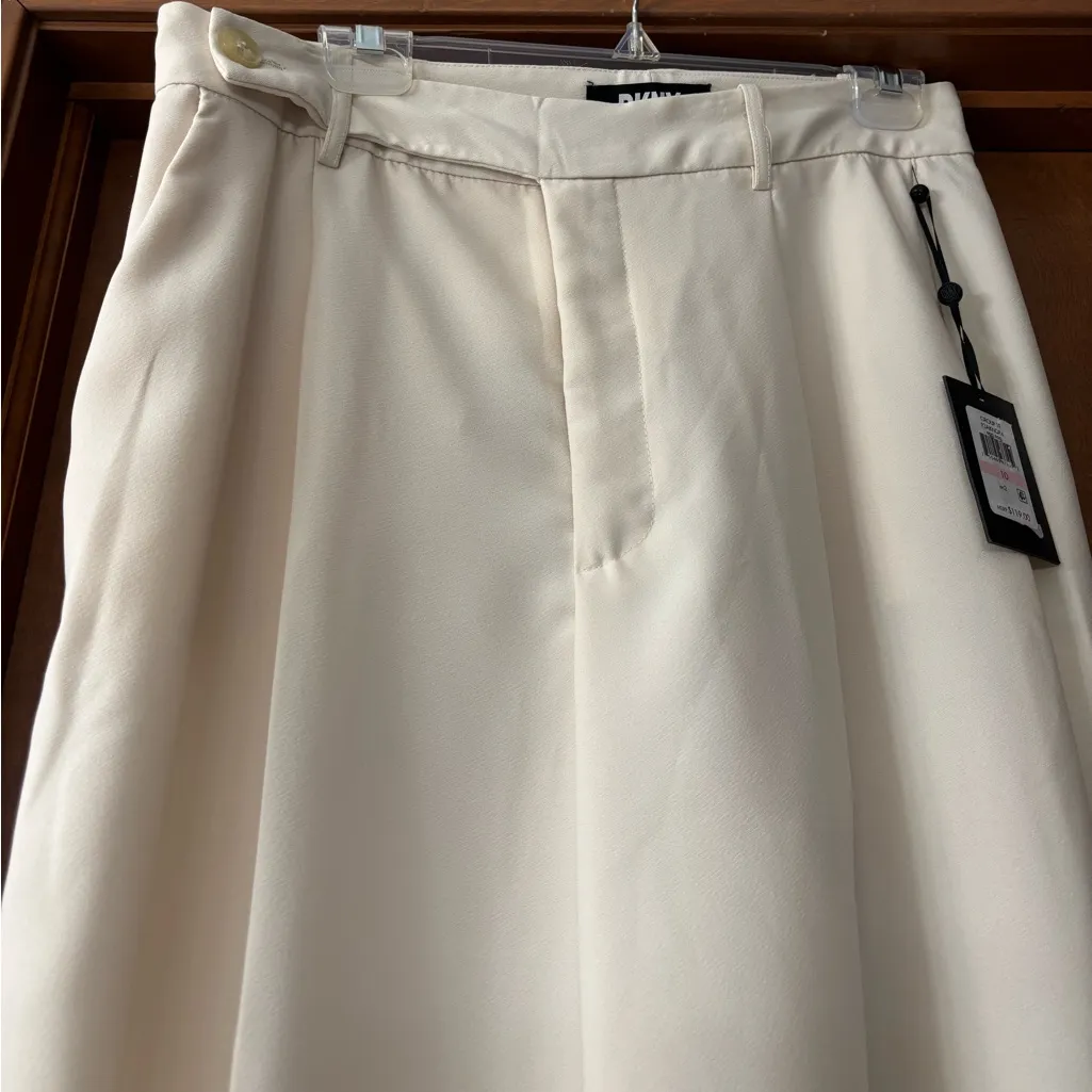 DKNY Wide Leg Crepe Trousers Eggnog color - Image 5