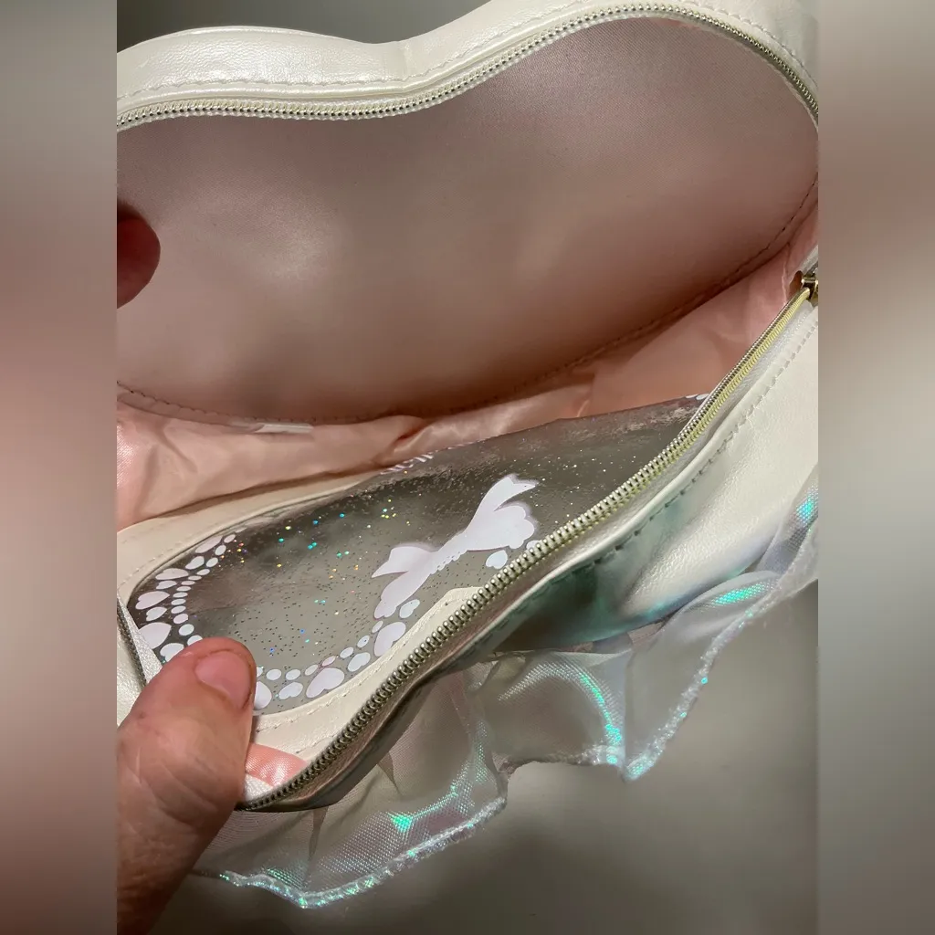 Rare HTF Japan Sanrio 2025 Hello Kitty Heart Shaped Pouch Ballet Core Zip Bag Pink - Image 5