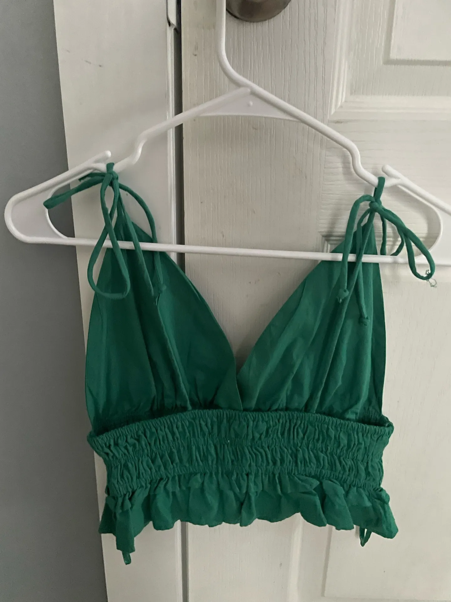 green top - Image 2