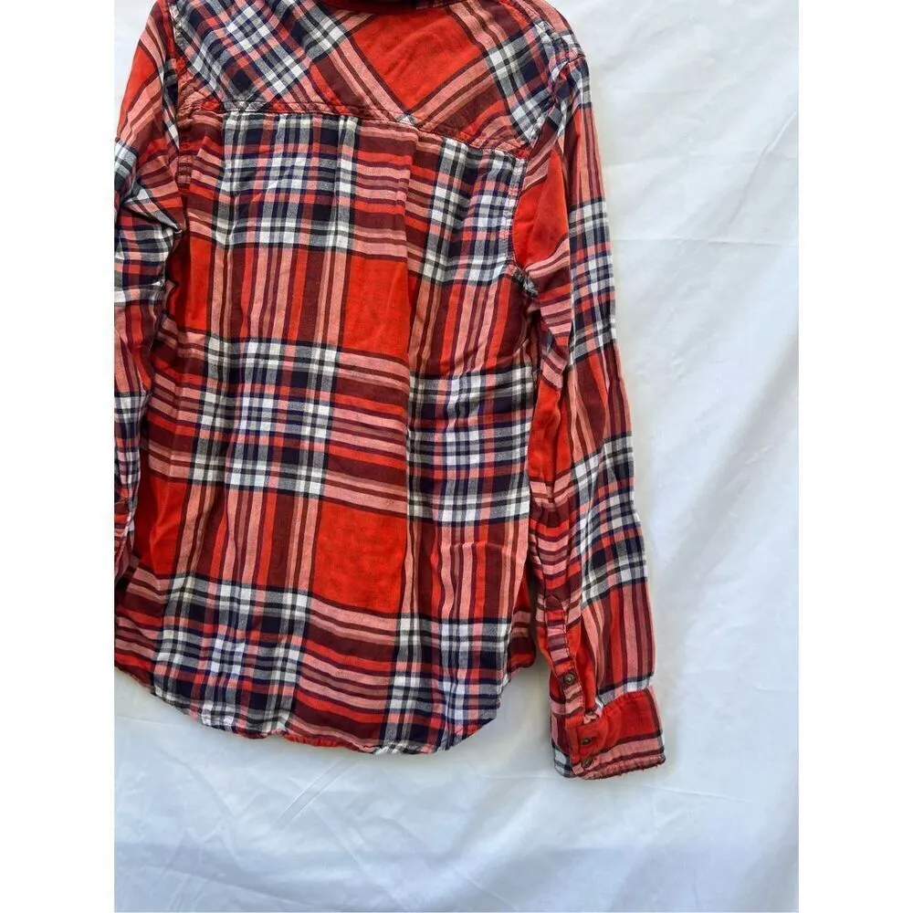 Merona Red Plaid Button Up Woman’s Top Size Medium - Image 6