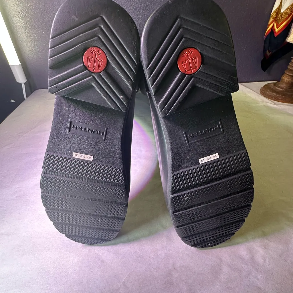 Hunter Classic Black Rain Boots - Image 5