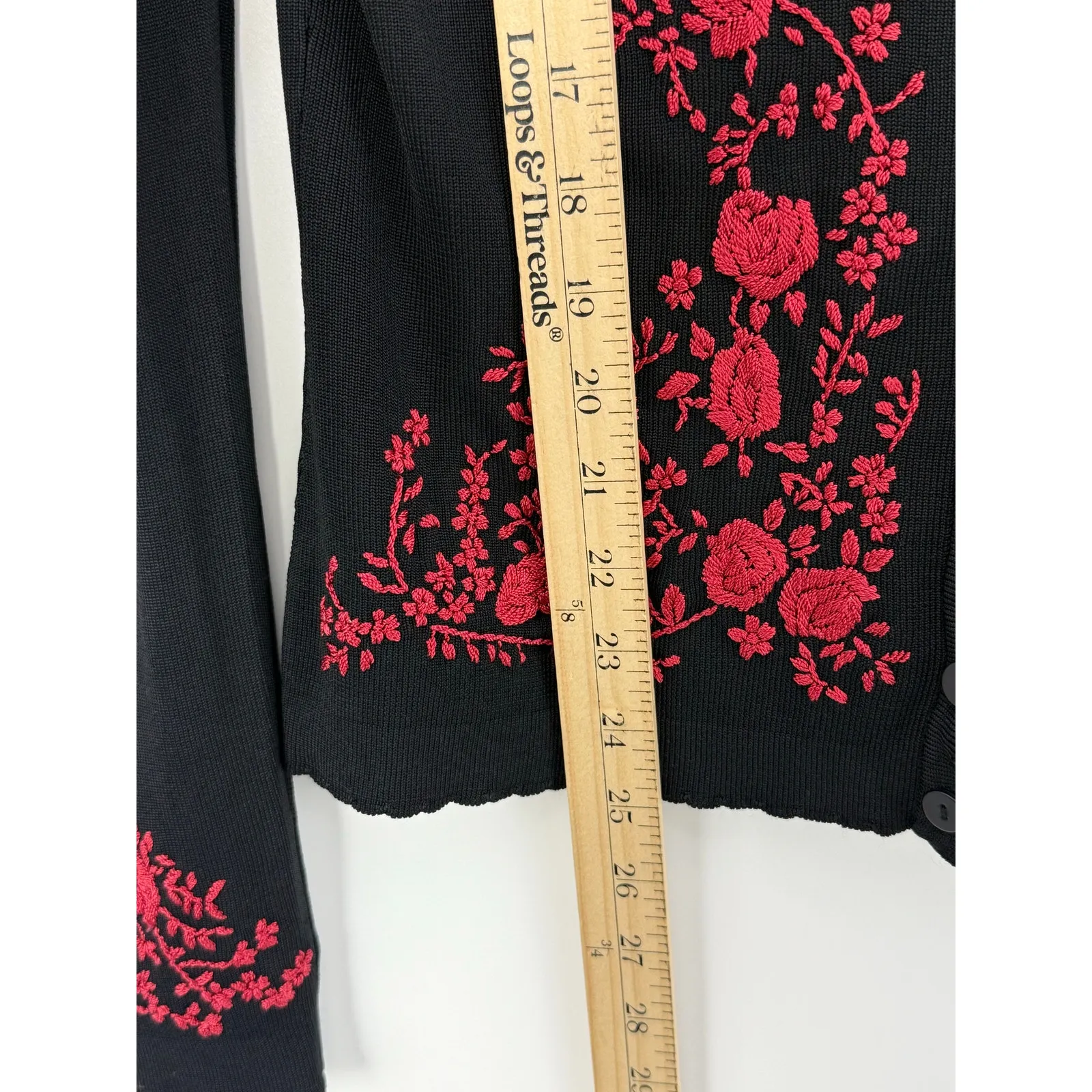 Cache Black Red Floral Embroidered Cardigan Women M Y2K Holidays Vintage - Image 6